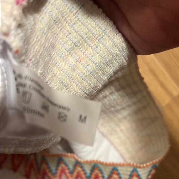 White Zigzag Trim Bikini Set size medium new. - Picture 4 of 4